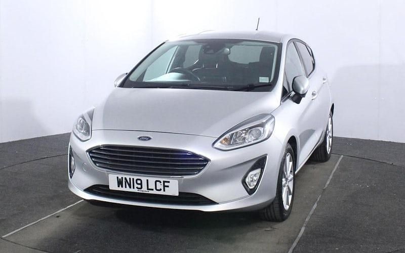 Usado Ford Fiesta Titanium X 101 HP (74 kW) 2019 Prateado Citadino