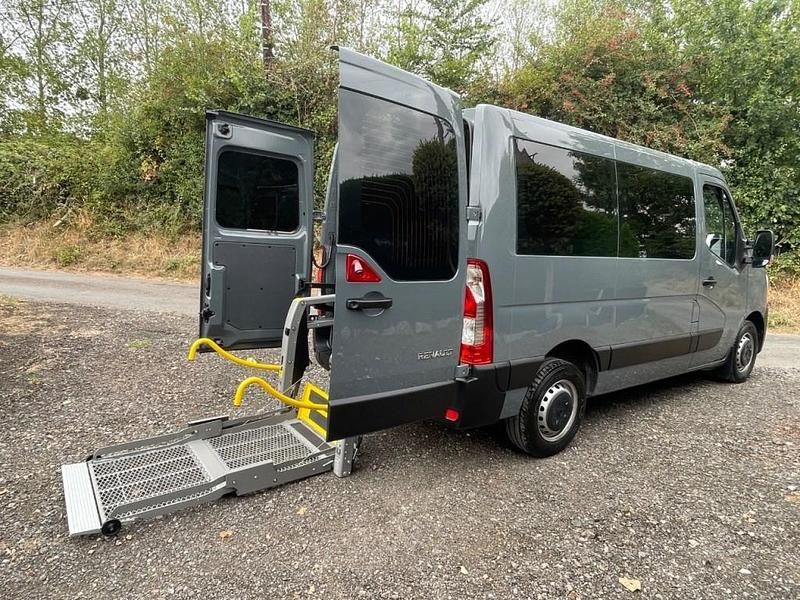 Grey Used 2023 Renault Master Business Van | £26,995 - Image 1/4