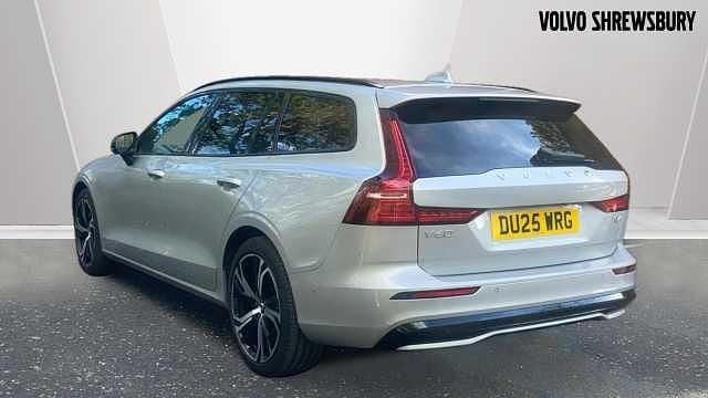 Used Volvo V60 Ultra 194 HP (142 kW) 2025 Estate