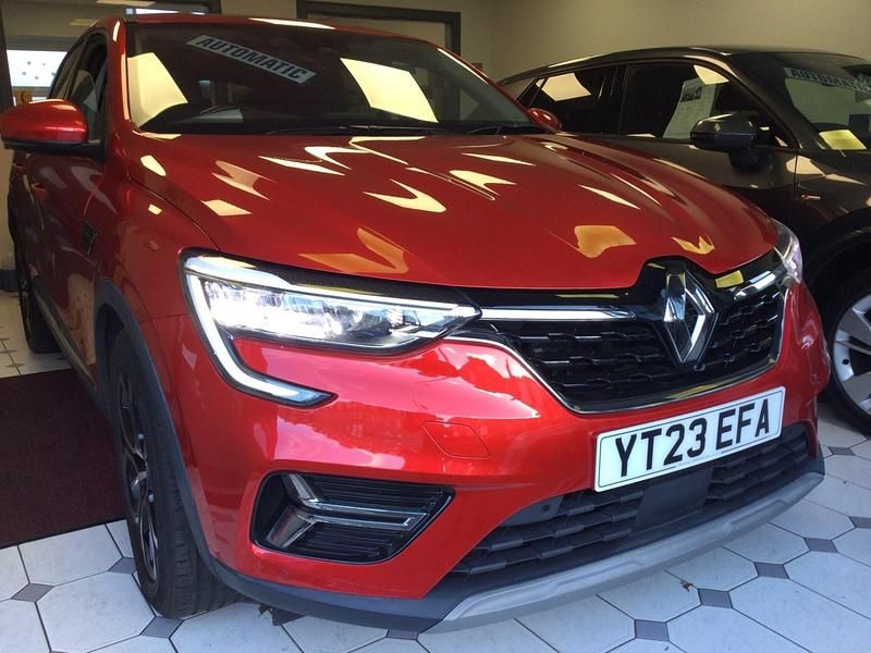 Red Used 2023 Renault Arkana Version S SUV | £14,995 - Image 1/4