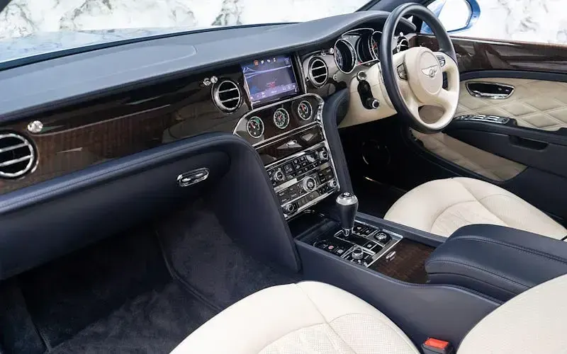 Used Bentley Mulsanne Mulliner 513 HP (377 kW) 2016 Blue Sedan