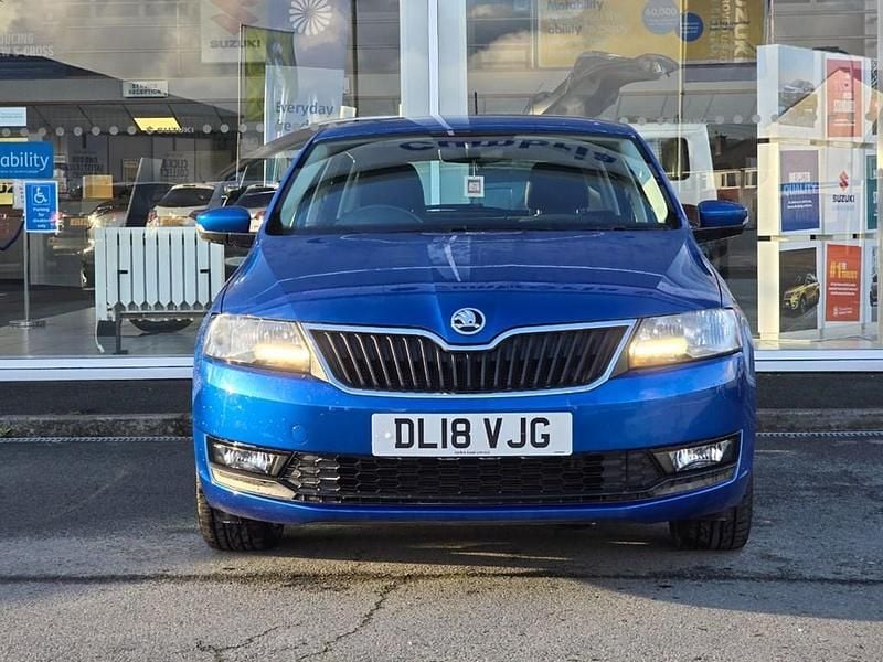 Used Skoda Rapid SE 2018 Blue Hatchback