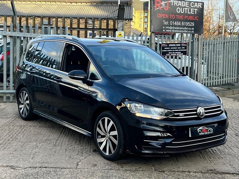 Used VW Touran R-line 2018 Black MPV