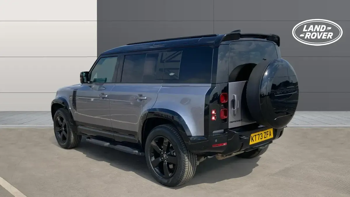Usado Land Rover Defender HSE Dynamic 300 CV (220 kW) 2023 SUV