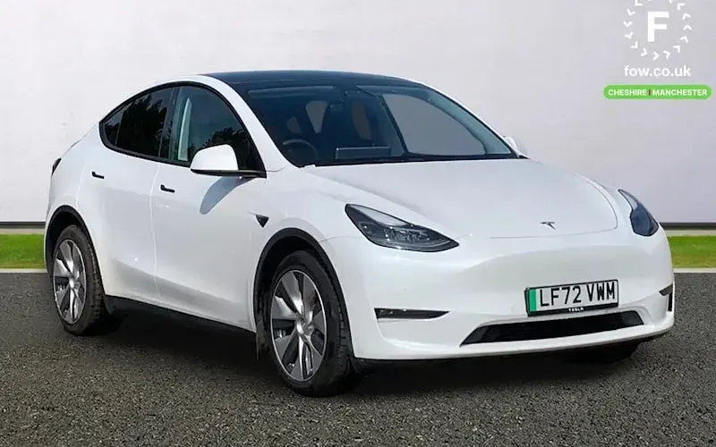 Used Tesla Model Y Long Range AWD 286 kW (389 HP) 2025 SUV