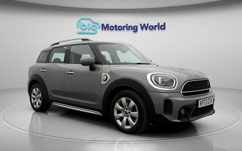 Used 2022 Mini Cooper S Classic Hatchback | £21,000 (Fair price) - Image 1/4