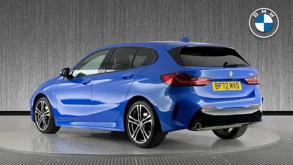 Used BMW 118 M Sport 134 HP (98 kW) 2023 Blue Hatchback