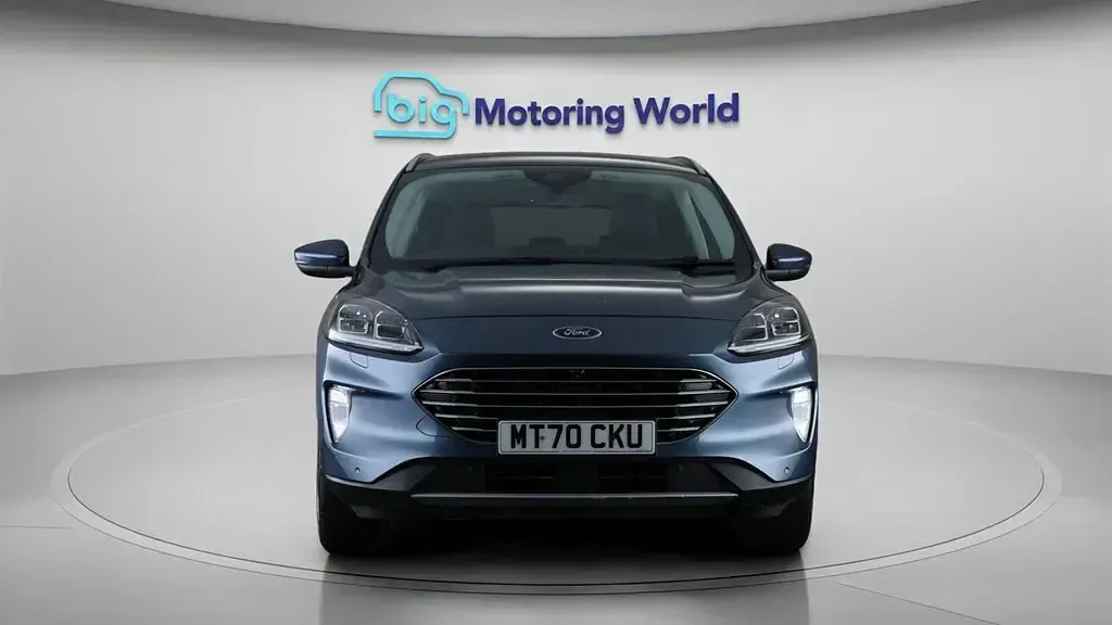 Used Ford Kuga Titanium 120 HP (88 kW) 2020 Blue SUV
