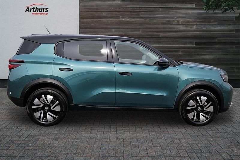 New Vauxhall Frontera 81 kW (111 HP) 2025 Green SUV