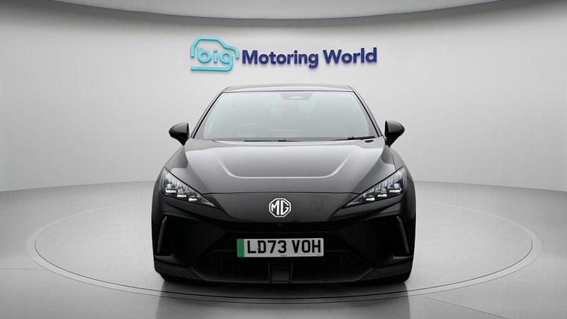Used MG MG4 EV Trophy 319 kW (435 HP) 2023 Black Hatchback