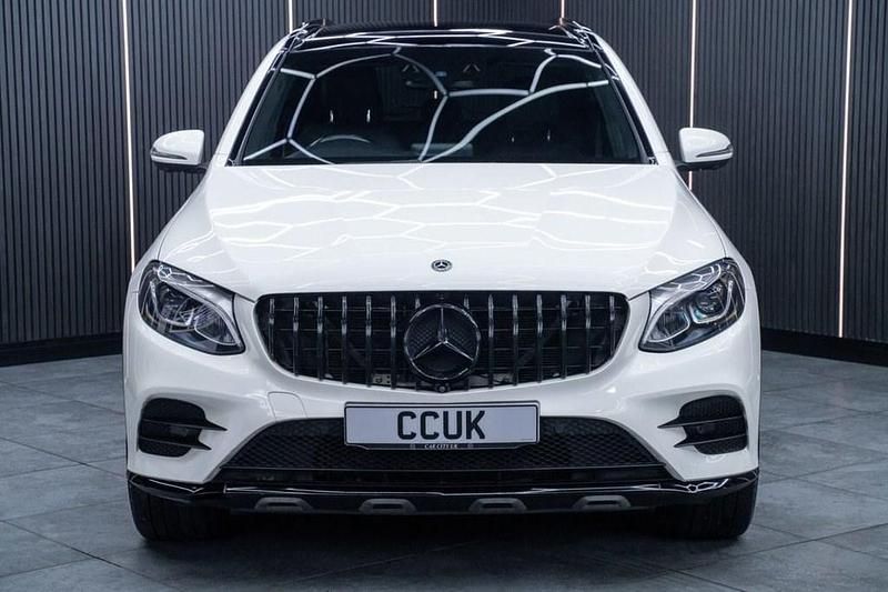 Used Mercedes GLC250 AMG line 211 HP (155 kW) 2018 White SUV