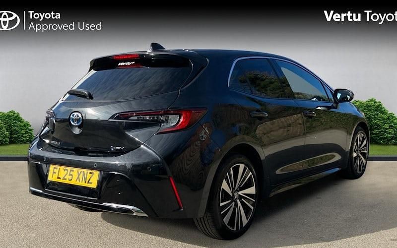 Used Toyota Corolla Design 140 HP (102 kW) 2026 Hatchback