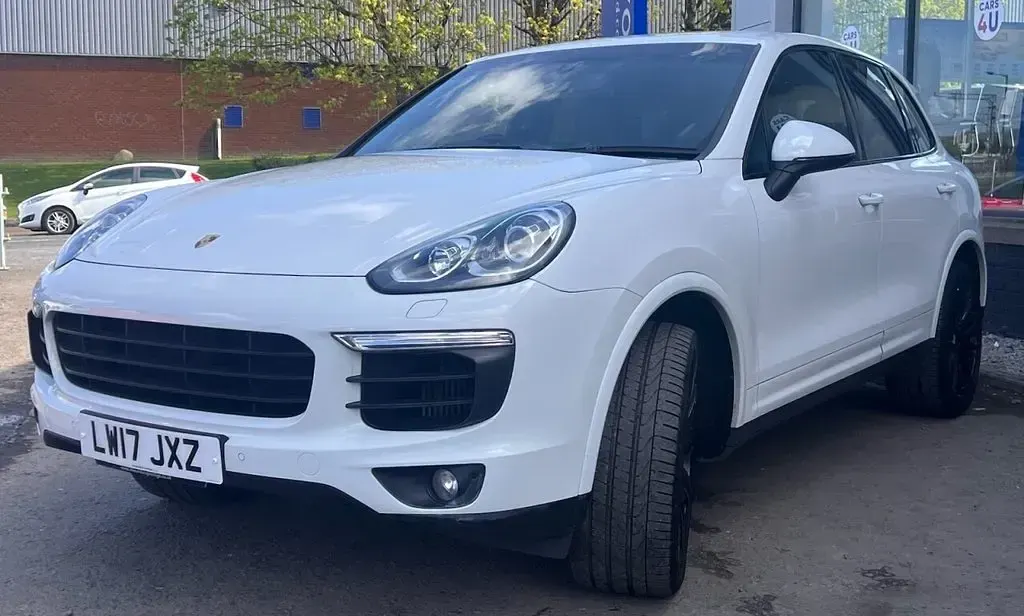 Used Porsche Cayenne Platinum Edition 262 HP (192 kW) 2017 SUV
