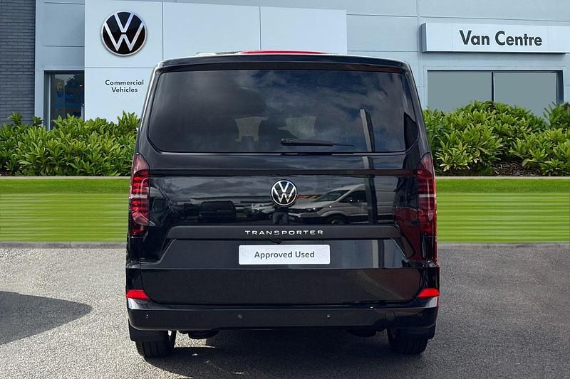 New VW Transporter Pro 150 HP (110 kW) 2026 Black Van