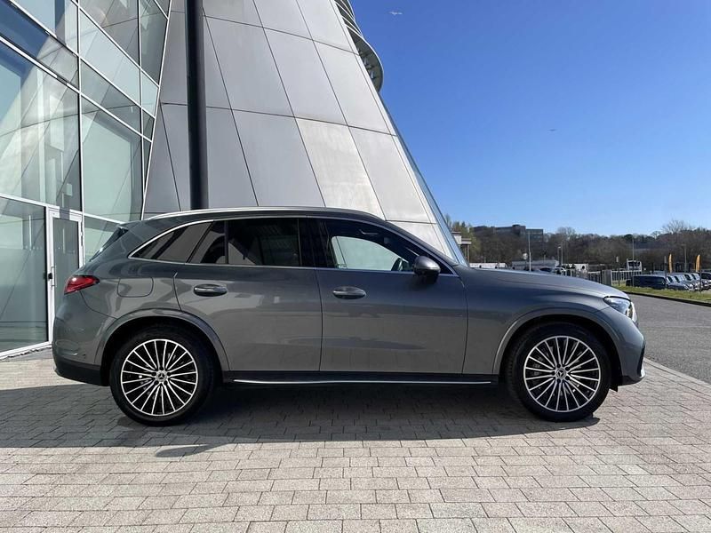 Used Mercedes GLC300 AMG Line Premium Plus 258 HP (189 kW) 2023 Grey Estate