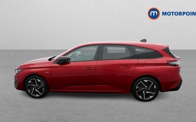 Used Peugeot 308 SW Allure Premium 179 HP (131 kW) 2023 Estate