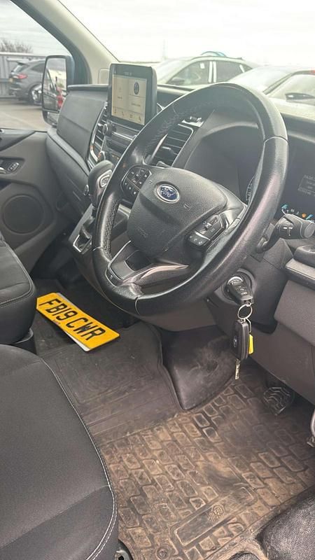 Used Ford Transit Custom Limited 170 HP (125 kW) 2019 Blue Van