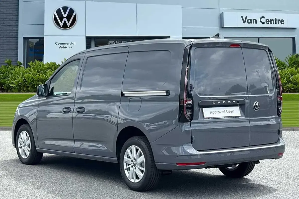 Used VW Caddy Pro 113 HP (83 kW) 2026 Grey MPV