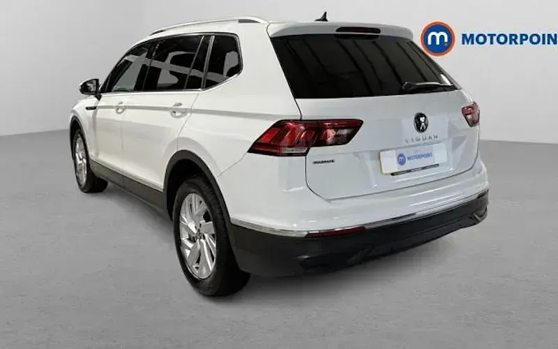 Used VW Tiguan Allspace Life 150 HP (110 kW) 2024 SUV