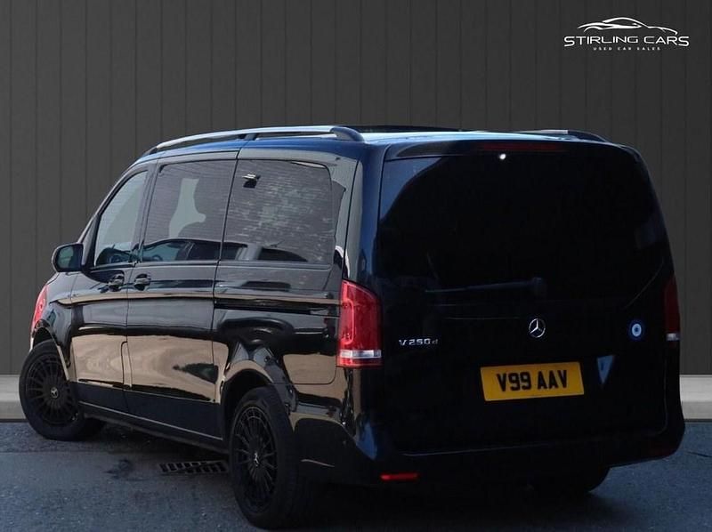 Used Mercedes V250 190 HP (139 kW) 2016 Black MPV