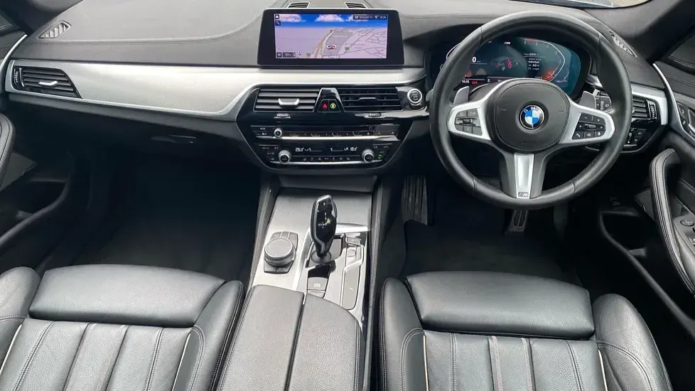 Used BMW 520 M Sport 190 HP (139 kW) 2020 Blue Estate
