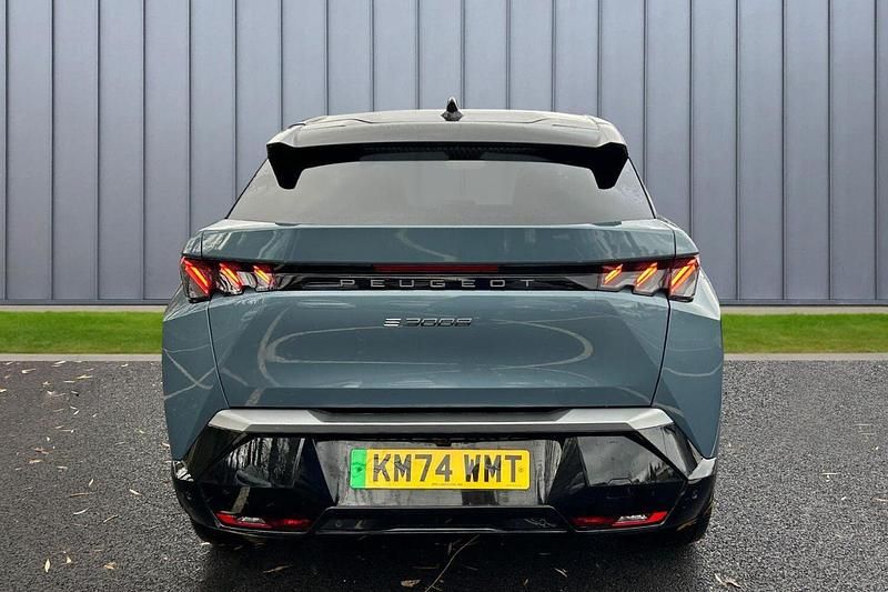 Used Peugeot e-3008 GT 152 kW (207 HP) 2024 Blue SUV