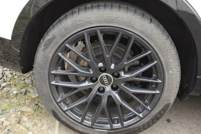 Second-hand Audi Q3 Black Edition 184 CP (135 kW) 2017 Alb SUV