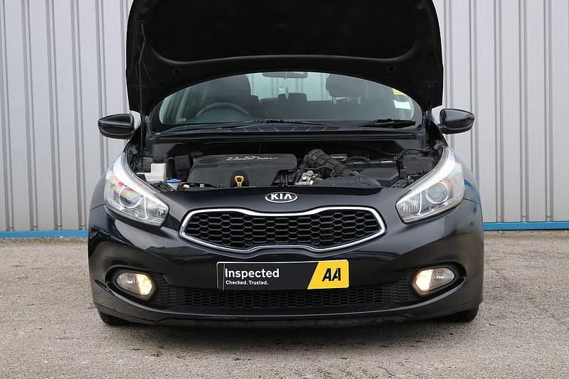 Used Kia Ceed 2013 Black Hatchback