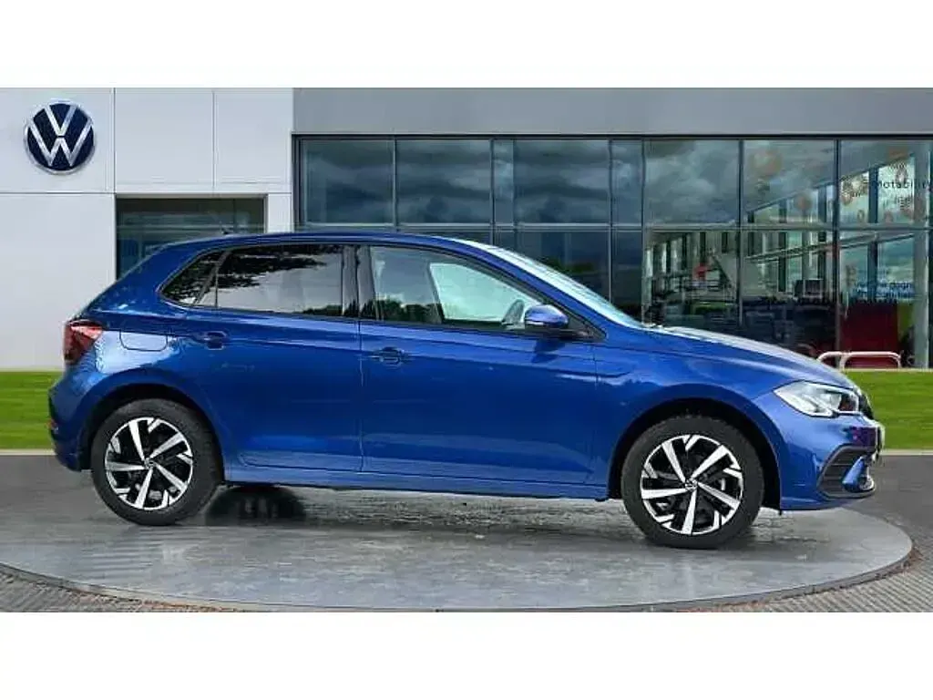 Used VW Polo Match 95 HP (69 kW) 2025 Reef blue metallic Hatchback