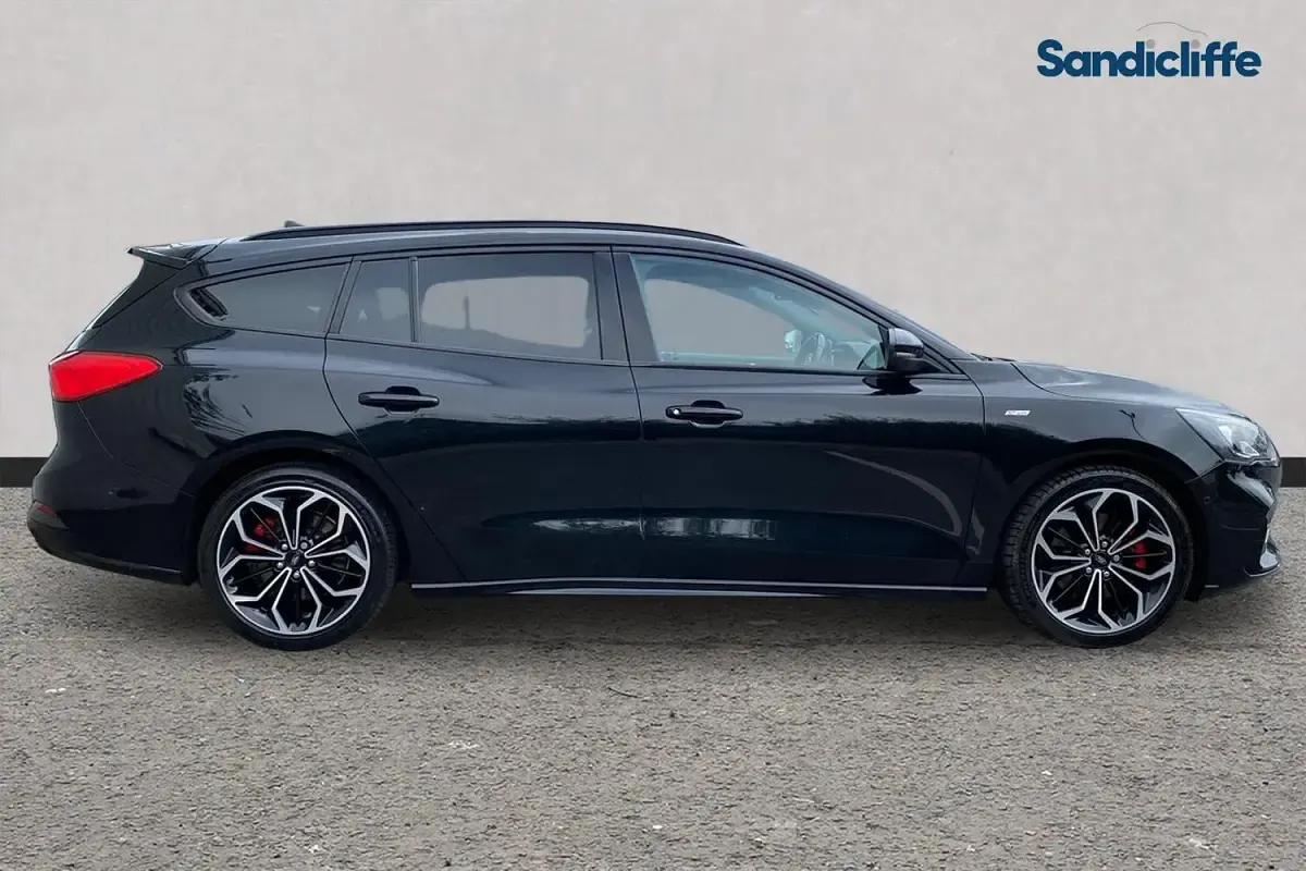 Used Ford Focus ST-Line X 150 HP (110 kW) 2020 Black Estate