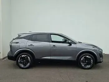 Used Nissan Qashqai N-Connecta 140 HP (102 kW) 2025 Grey SUV