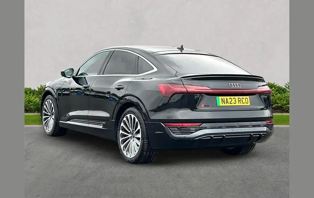 Used Audi Q8 e-tron S-Line 300 kW (408 HP) 2023 Black SUV