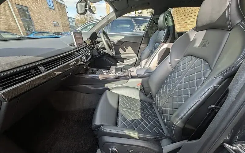 Used Audi S4 Comfort 354 HP (260 kW) 2018 Estate