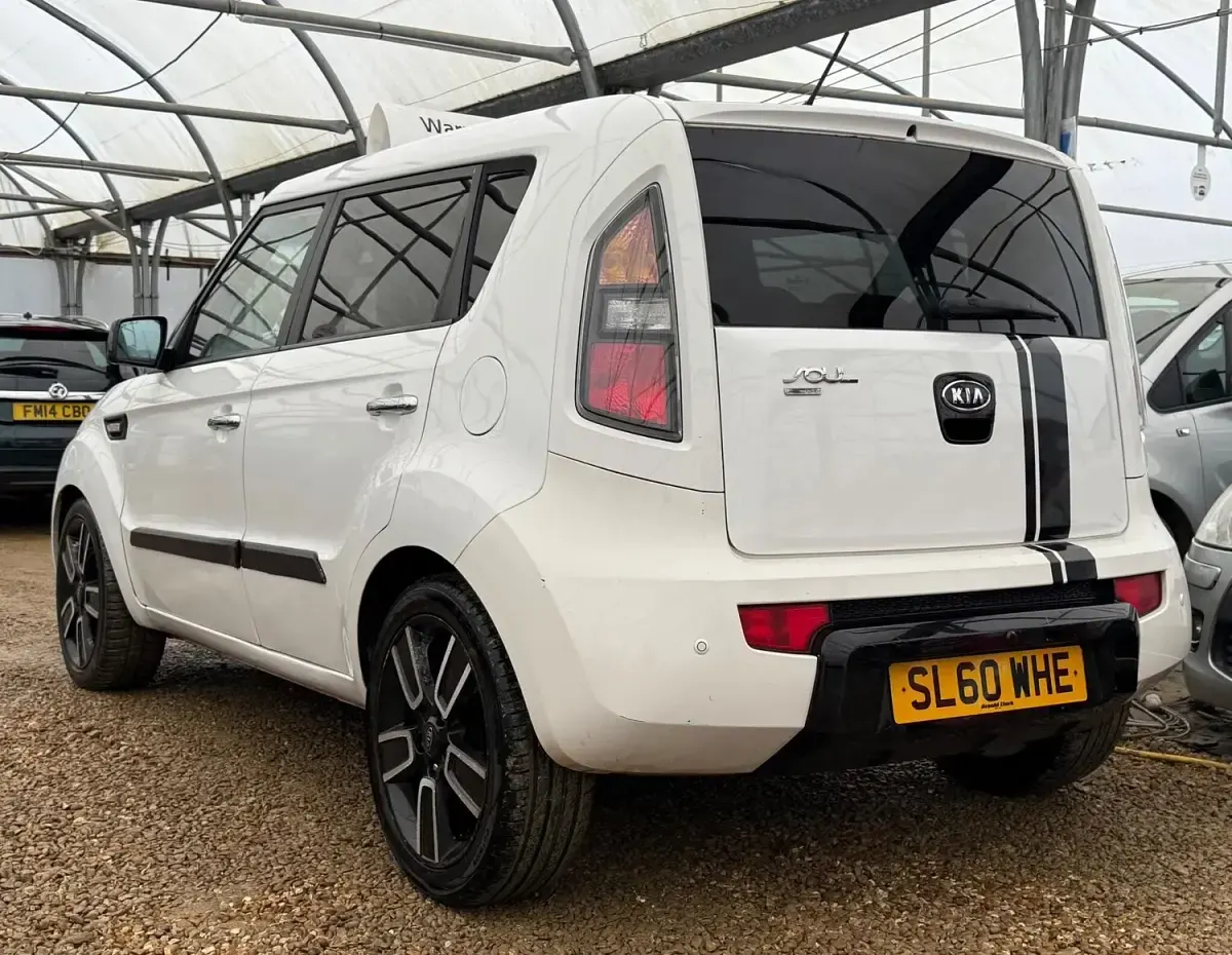Used Kia Soul 126 HP (92 kW) 2011 White SUV