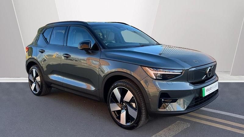 Forest lake New 2025 Volvo EX40 Ultra SUV | £58,995 - Image 1/4