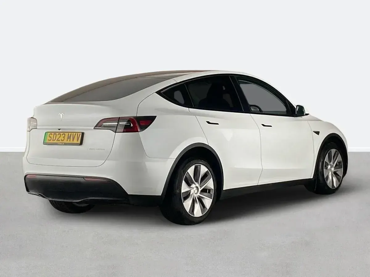 Used Tesla Model Y Long Range AWD 378 kW (514 HP) 2023 White SUV