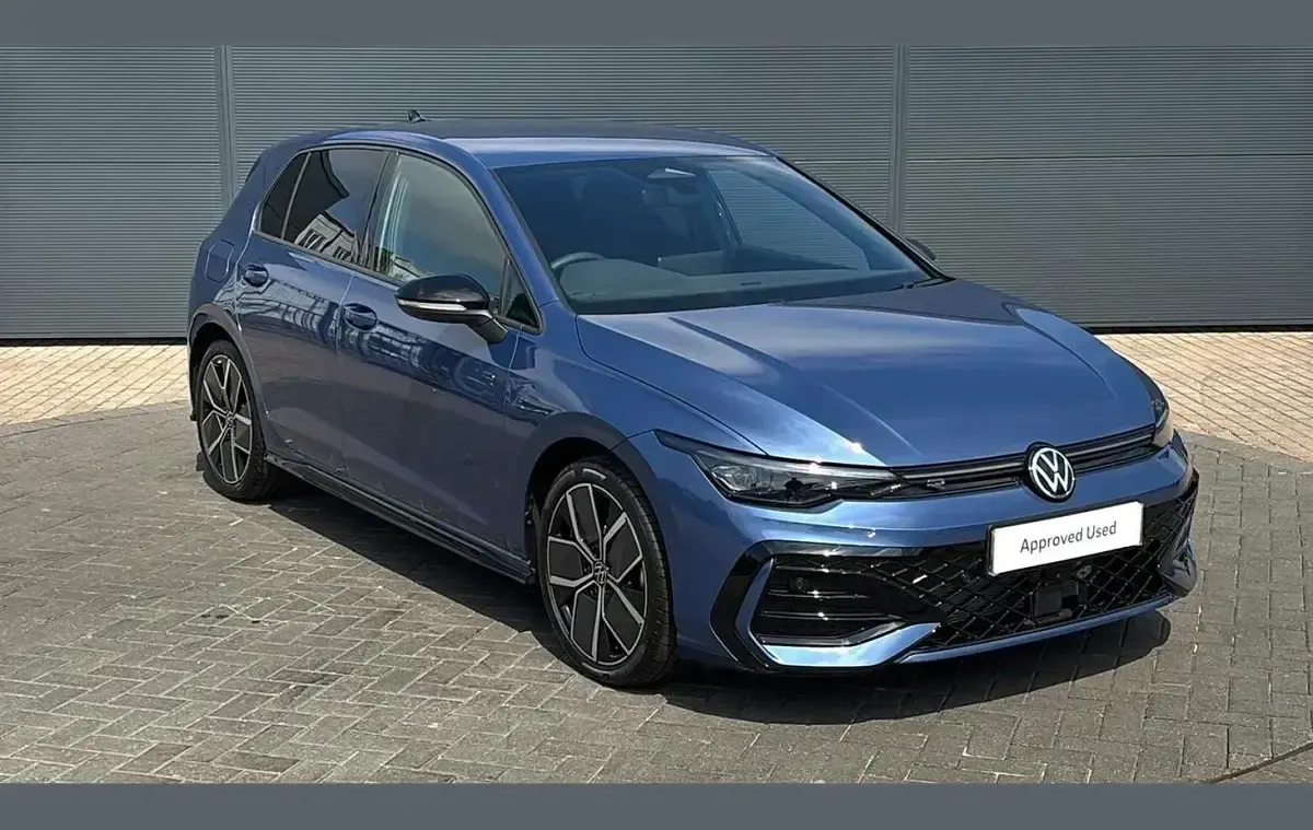 New VW Golf VIII Black Edition 147 HP (108 kW) 2026 Blue Hatchback