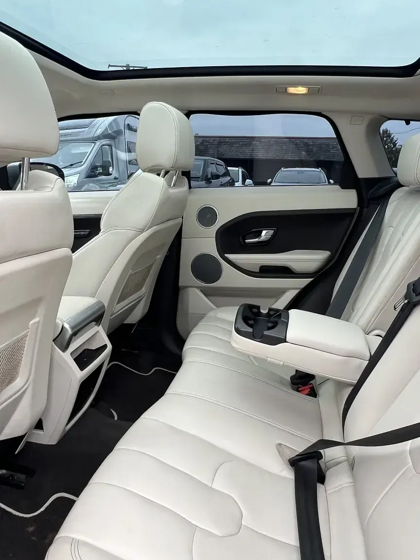 Used Land Rover Range Rover evoque Prestige 2012 Gold SUV