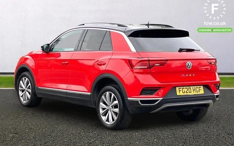 Usado VW T-Roc Design 116 HP (85 kW) 2020 Vermelho SUV