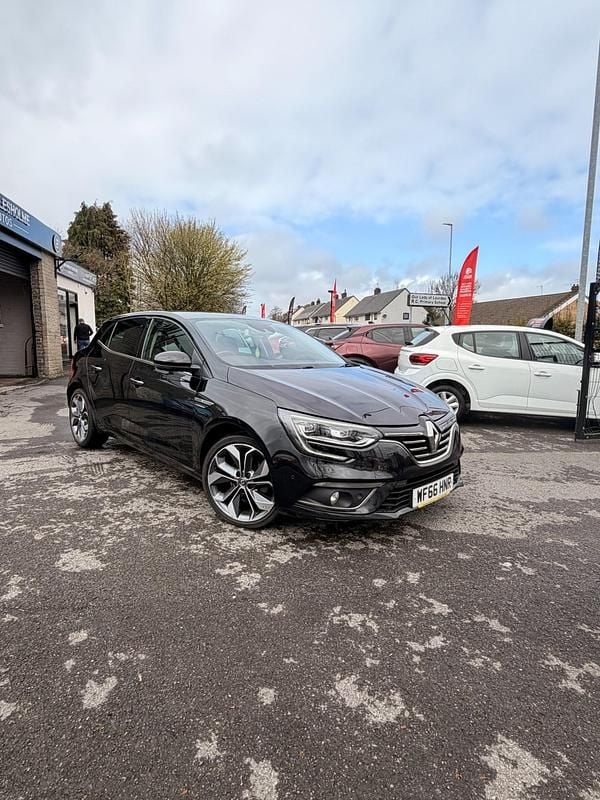 Used Renault Mégane IV Signature 130 HP (95 kW) 2016 Black Hatchback