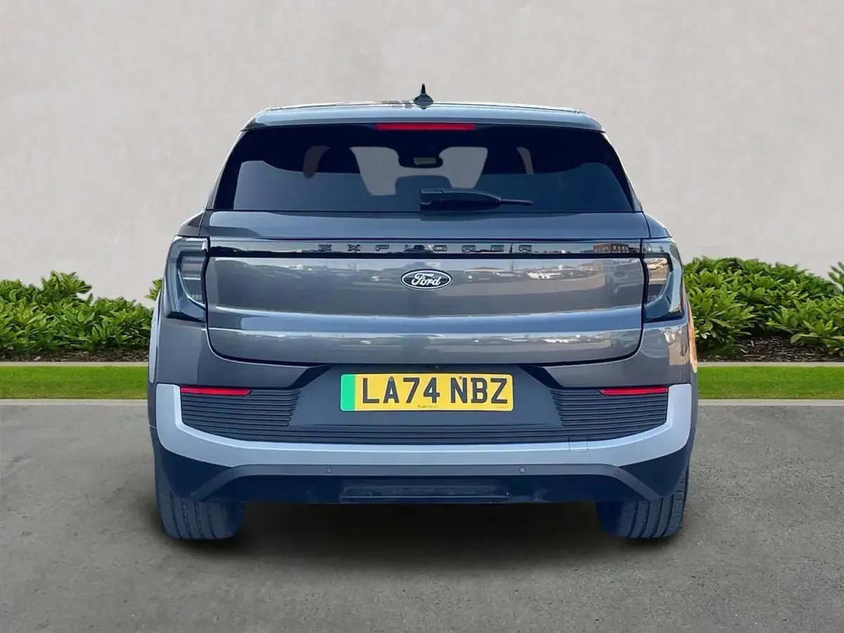 Used Ford Explorer Extended Range 210 kW (286 HP) 2024 Black SUV