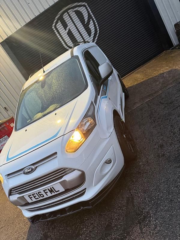 Used Ford Transit Connect Trend 95 HP (69 kW) 2016 White MPV
