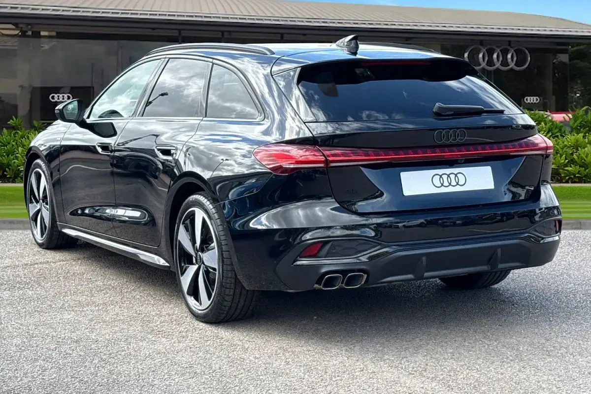 New Audi A5 Black Edition 204 HP (150 kW) 2026 Black Estate