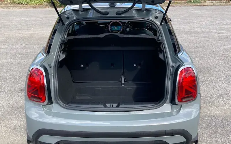 Used Mini Cooper Classic 136 HP (100 kW) 2022 Grey Hatchback