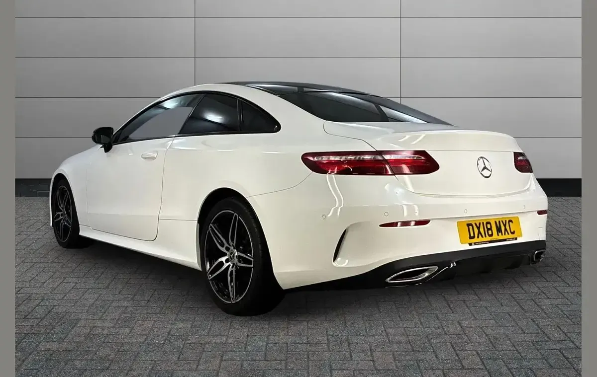 Used Mercedes E300 AMG line 241 HP (177 kW) 2018 White Coupe