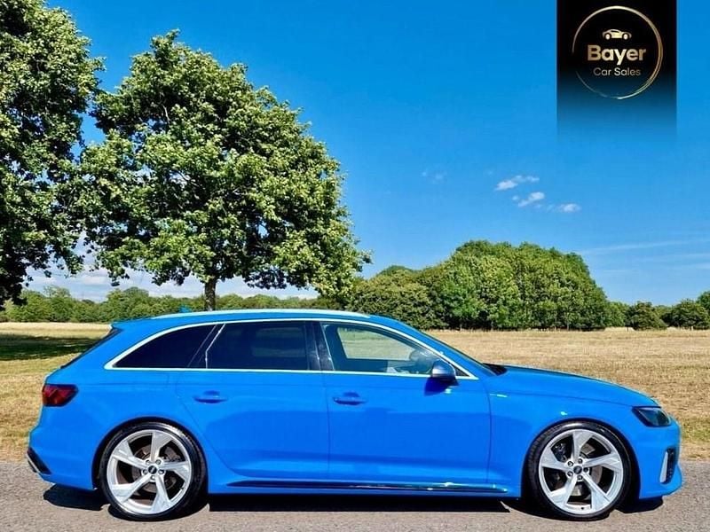 Used Audi RS4 Basis 450 HP (330 kW) 2020 Blue Estate