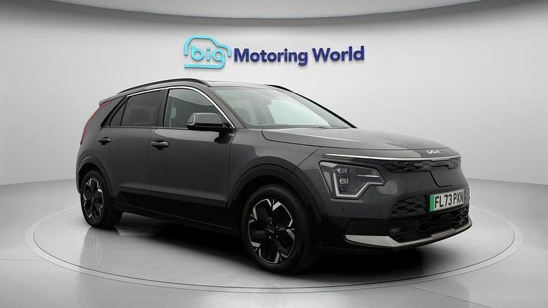 Grey Used 2023 Kia e-Niro SUV | £21,400 (A bit pricey) - Image 1/4