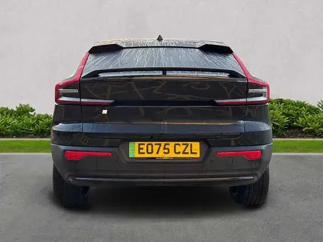 Usado Volvo EC40 Performance 325 kW (442 HP) 2025 Preto SUV