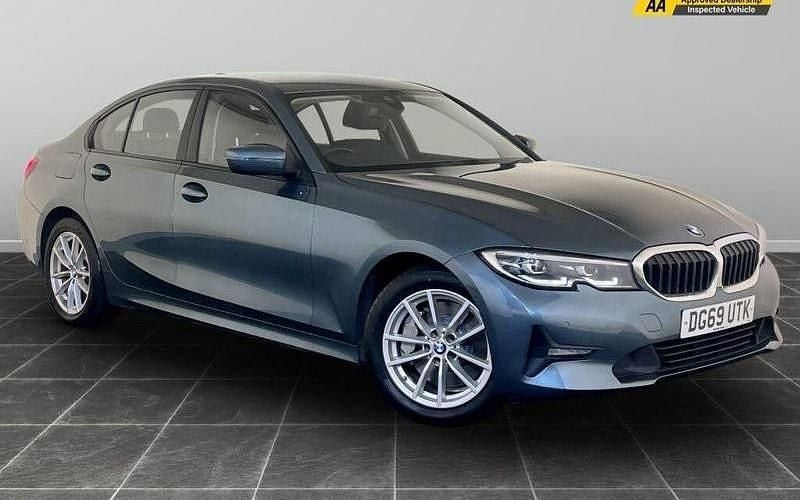 Blue Used 2019 BMW 330e Comfort Edition Sedan | £10,995 (Fair price) - Image 1/3