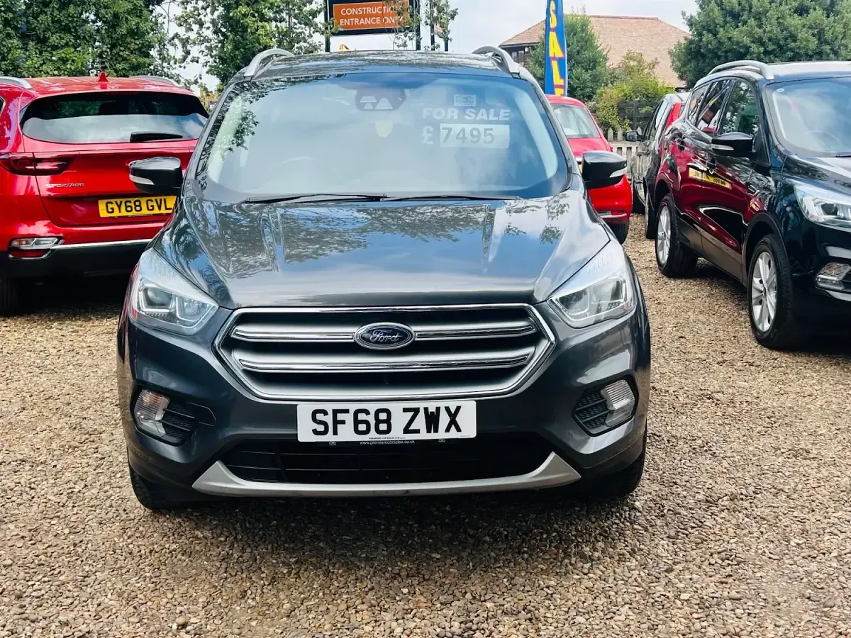 Used Ford Kuga Titanium 120 HP (88 kW) 2018 Grey SUV